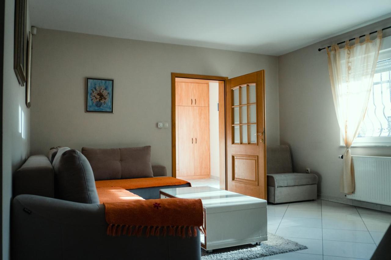 Holiday Home Rozic - Villa With Private Seasonal Heated Pool Mostar Eksteriør bilde