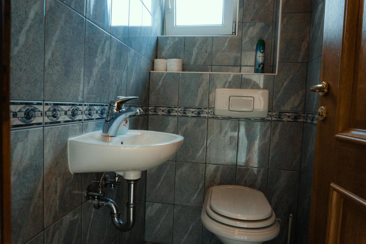 Holiday Home Rozic - Villa With Private Seasonal Heated Pool Mostar Eksteriør bilde