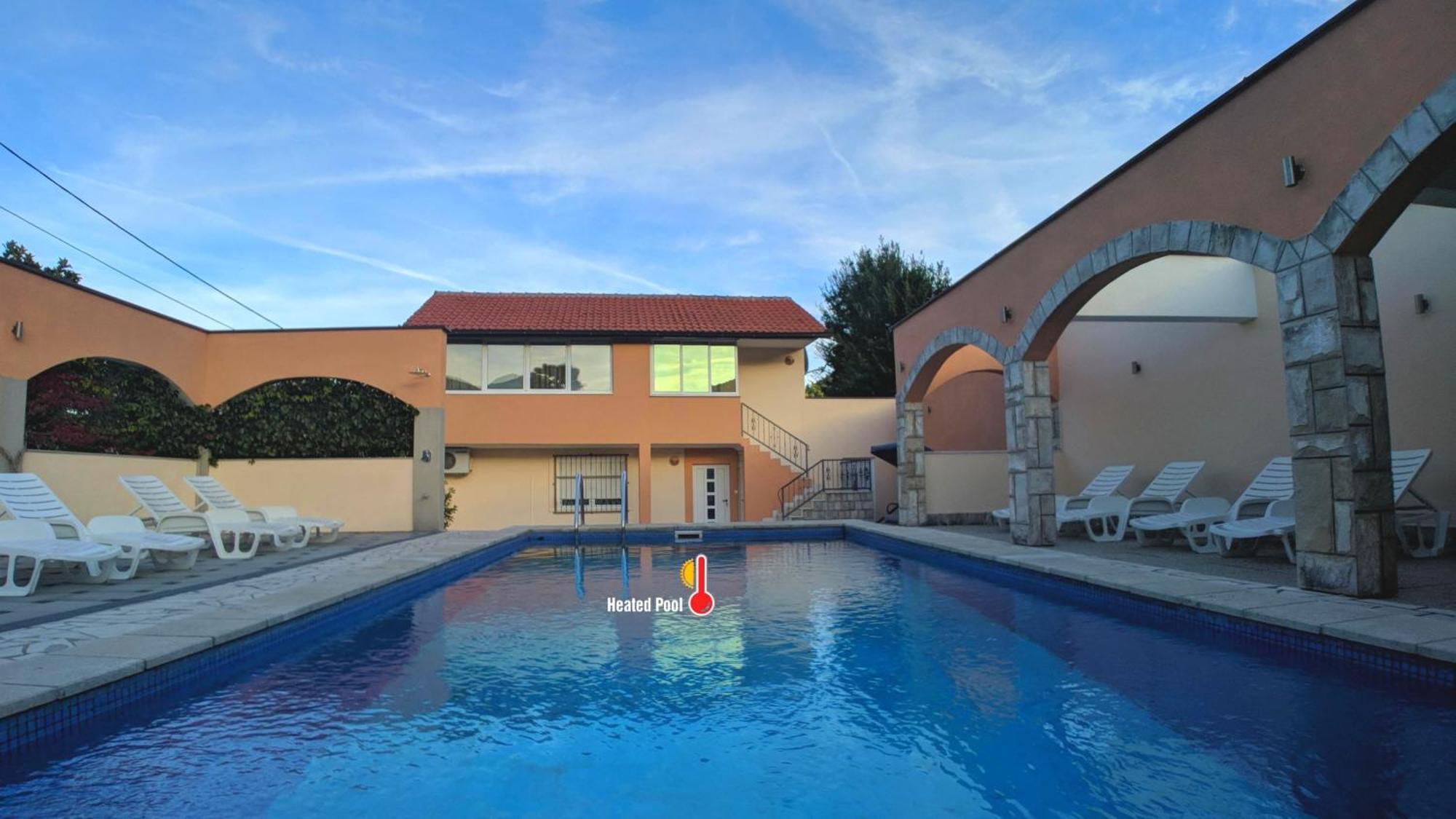 Holiday Home Rozic - Villa With Private Seasonal Heated Pool Mostar Eksteriør bilde